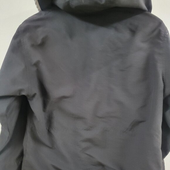 Reebok Woman's Light Weight Jacket - Picture 5 of 7